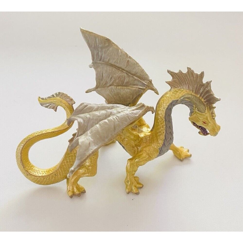 Safari LTD Golden Yellow Dragon 6.5" Fantasy Action Figure With Wings 2013